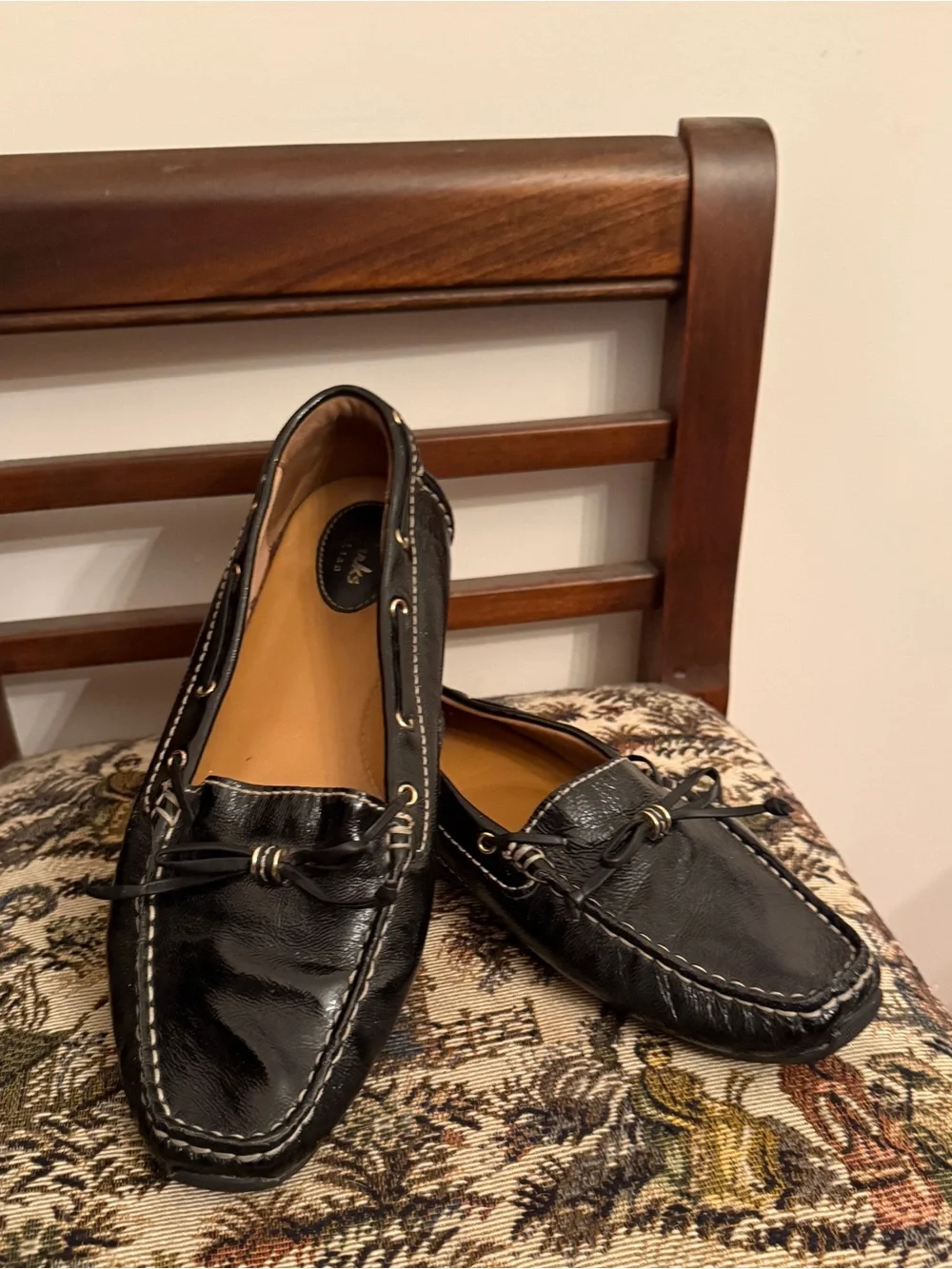 Clarks Artisan Black Patent Leather Driving Moccasins Loafers Women’s US 10